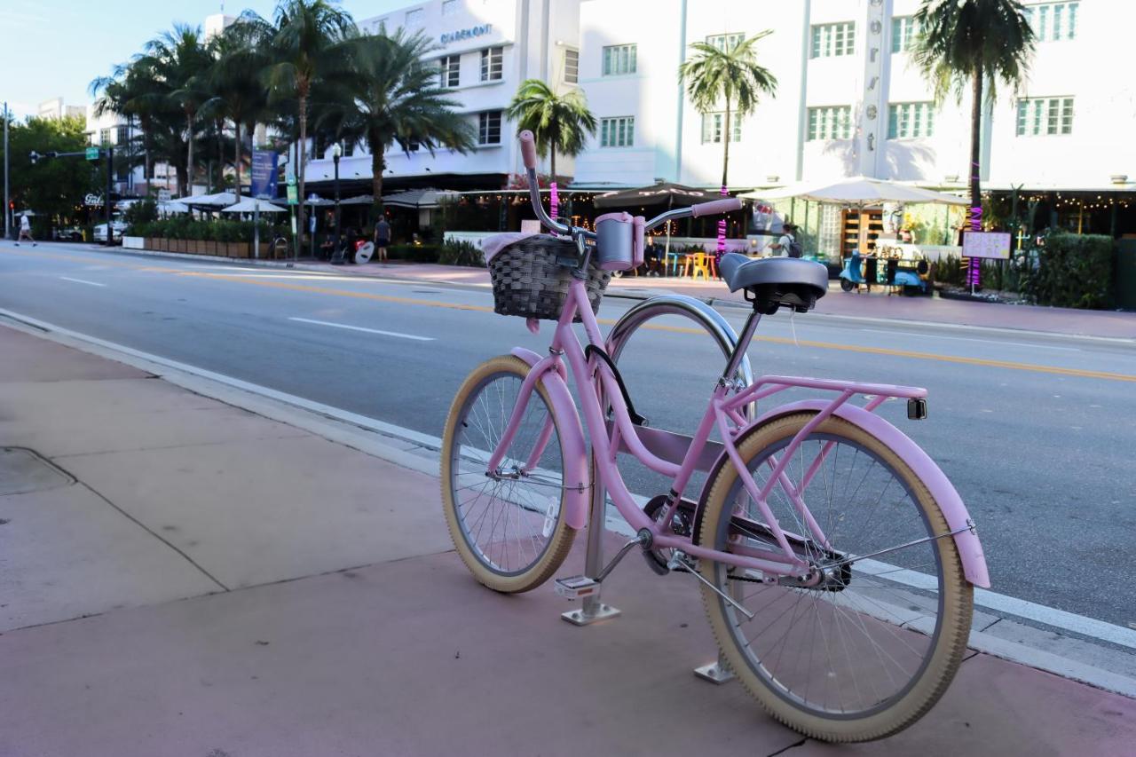 The Claremont Hotel Miami Beach Exterior photo
